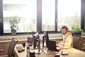 online estate agent in office